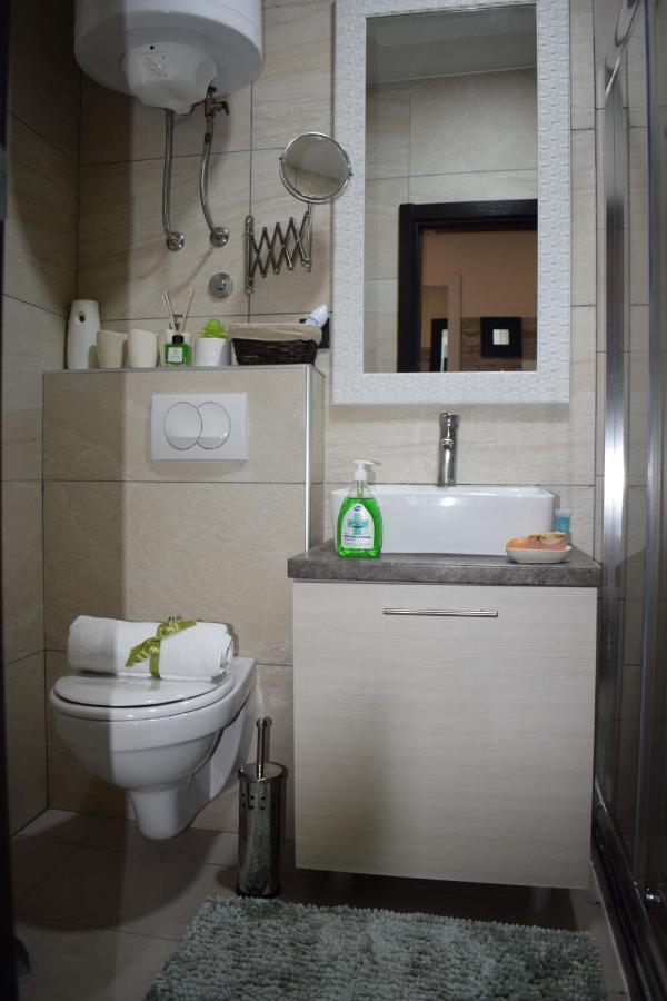 Natura Lux Milmari K 12 كوباونيك المظهر الخارجي الصورة